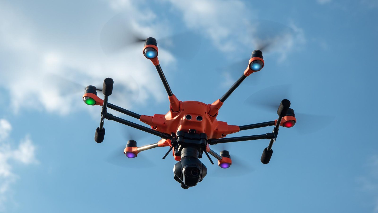 Israel: Israel avalia proibição nacional de drones privados por 6 meses.