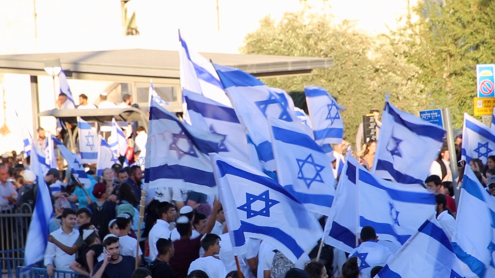 Exclusivo Saiba o que é a Dança das bandeiras ou Marcha de Jerusalem
