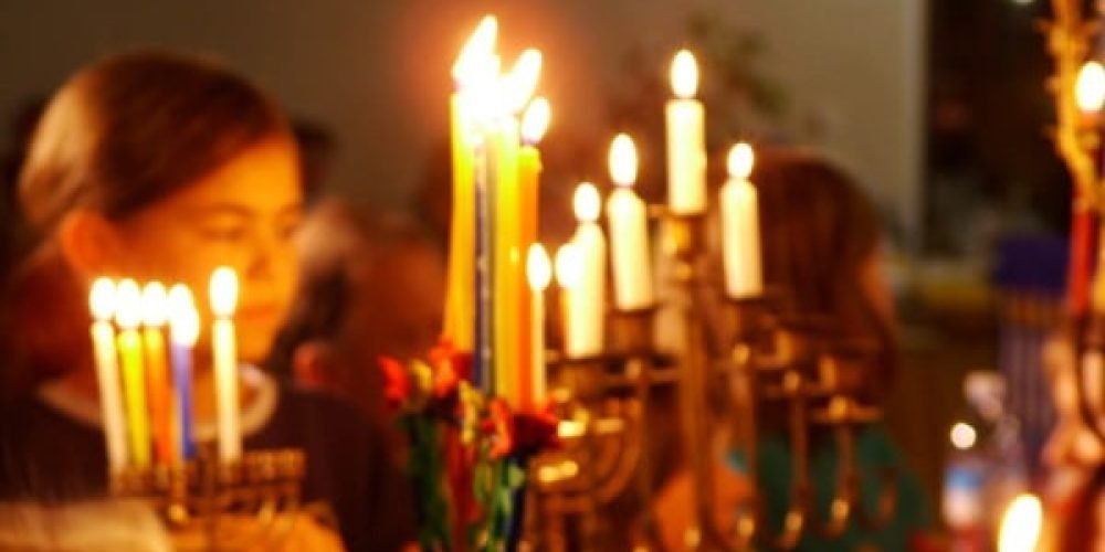 Candelabros em Hanukkah