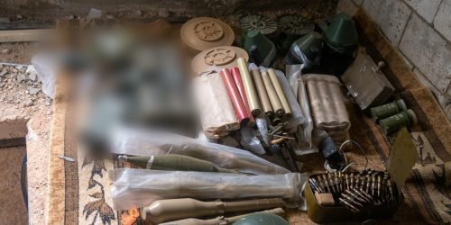 Armamentos e Explosivos no Sul do Libano