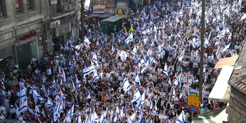 Desfile de Bandeiras em Jerusalem