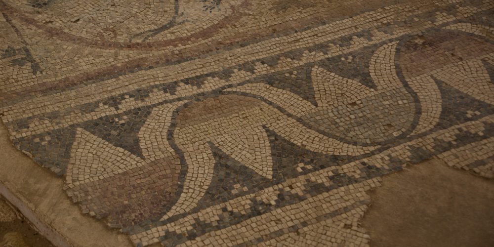 A antiga sinagoga em Maon no Negev