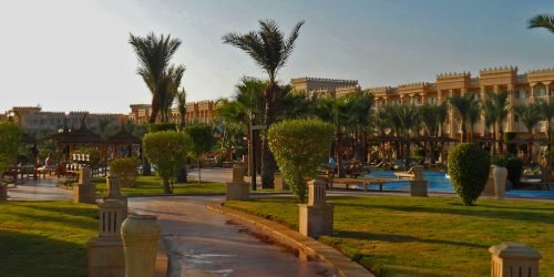 Que tal se hospedar onde estão de férias terroristas sanguinários do Hamas?