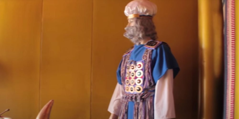 Vestes do Sumo Sacerdote no Tabernaculo de Timnah