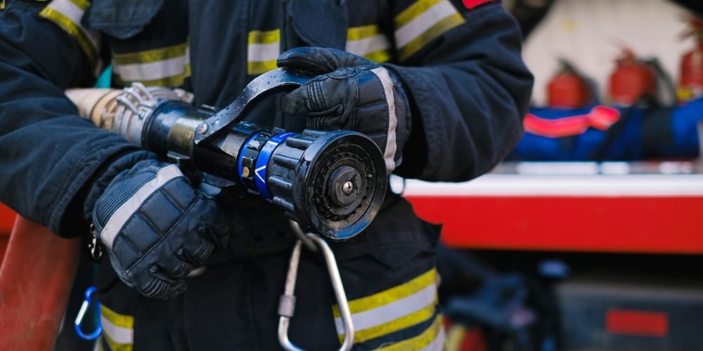 bombeiro fire rescue pexels anna shvets 5965217