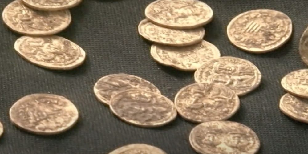 moedas de ouro em banias israel