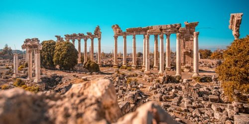 Líbano à Beira do Caos: Israel Pressiona o Hezbollah